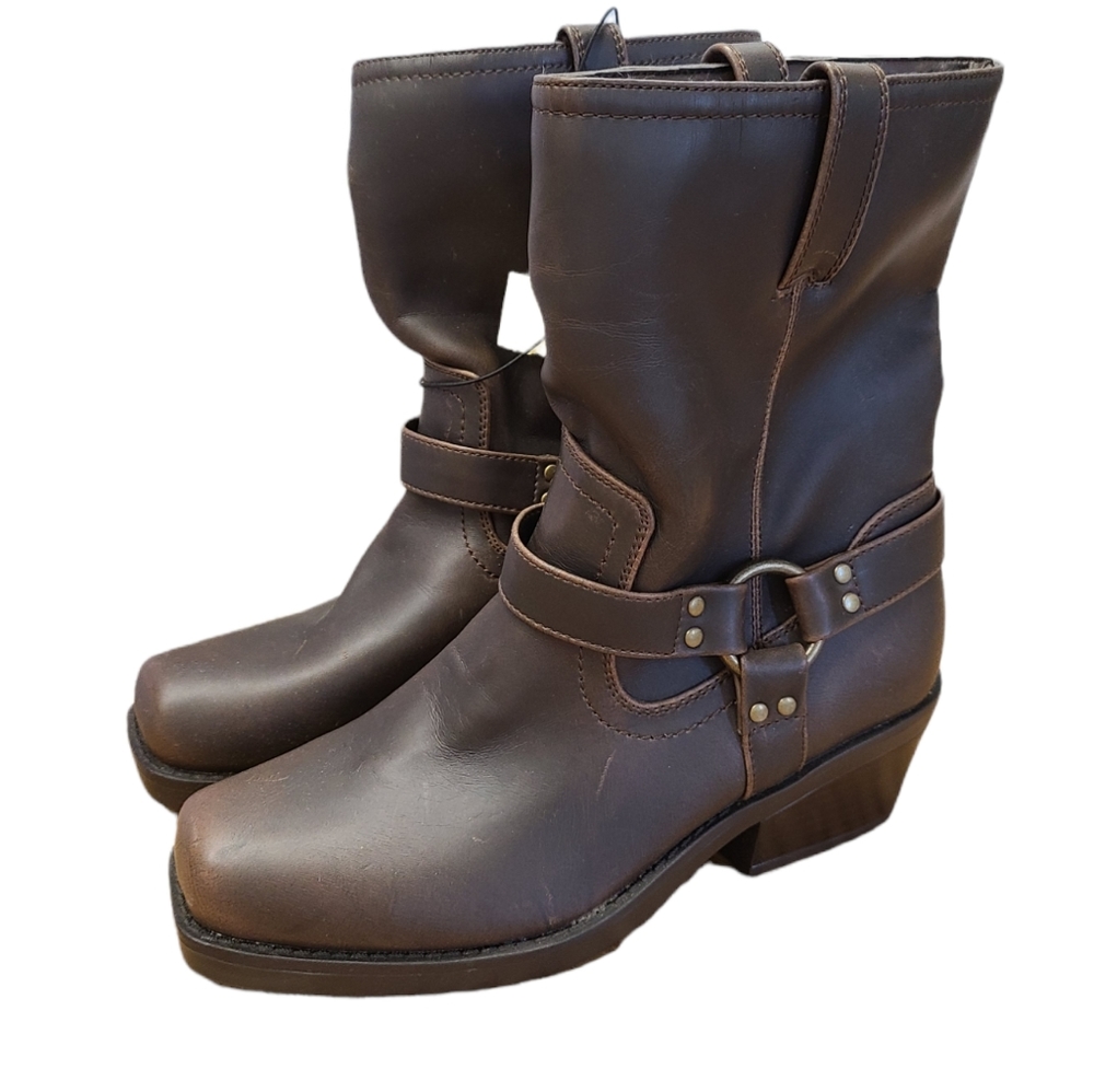 New with Tags Cherokee Boots Big Kids size 4